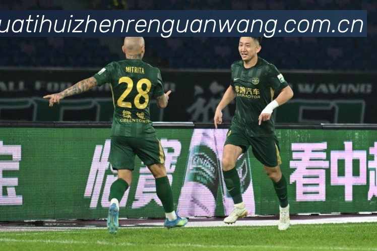 麦克罗伊职业生涯全解析与高尔夫球技成就回顾-深度解析 麦克罗伊职业生涯全解析与高尔夫球技成就回顾-深度解析